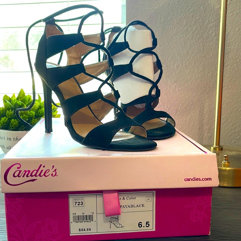 Candie’s Capaya Black heels